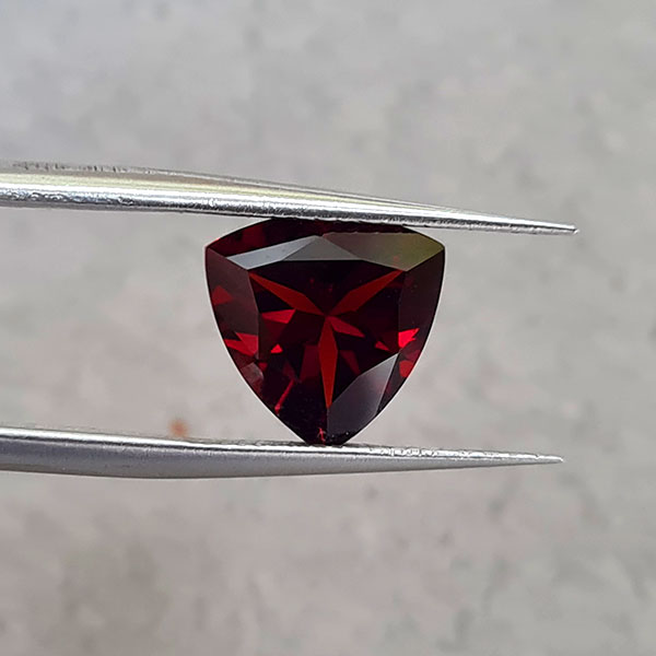 Гранат 3.46ct