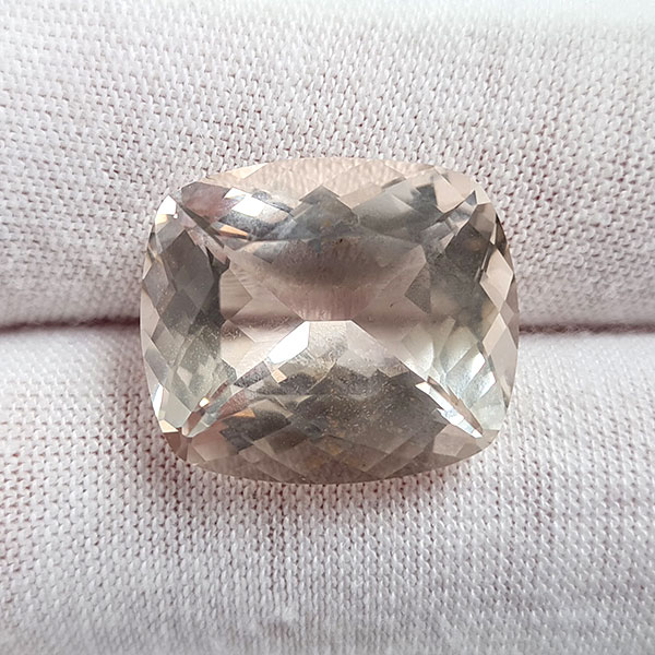 Топаз шампань 23.50ct